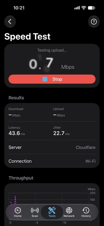 NetToolkit speed test running with live throughput results.
